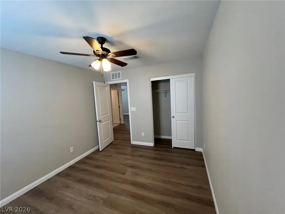 8532 Taizi Avenue Las Vegas, NV 89147