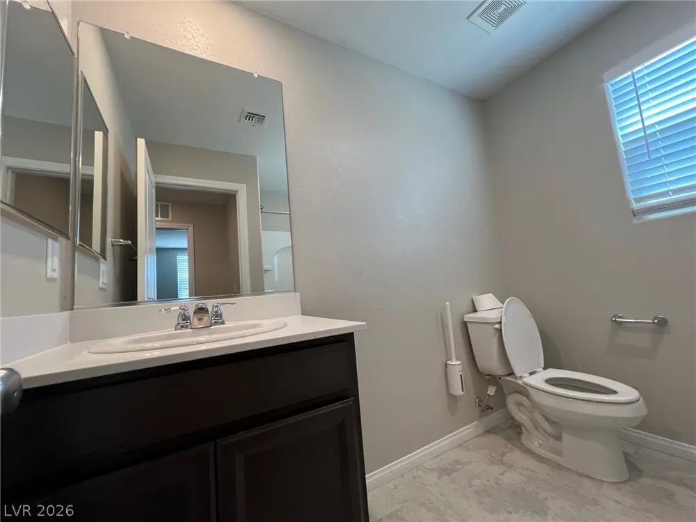 8532 Taizi Avenue Las Vegas, NV 89147