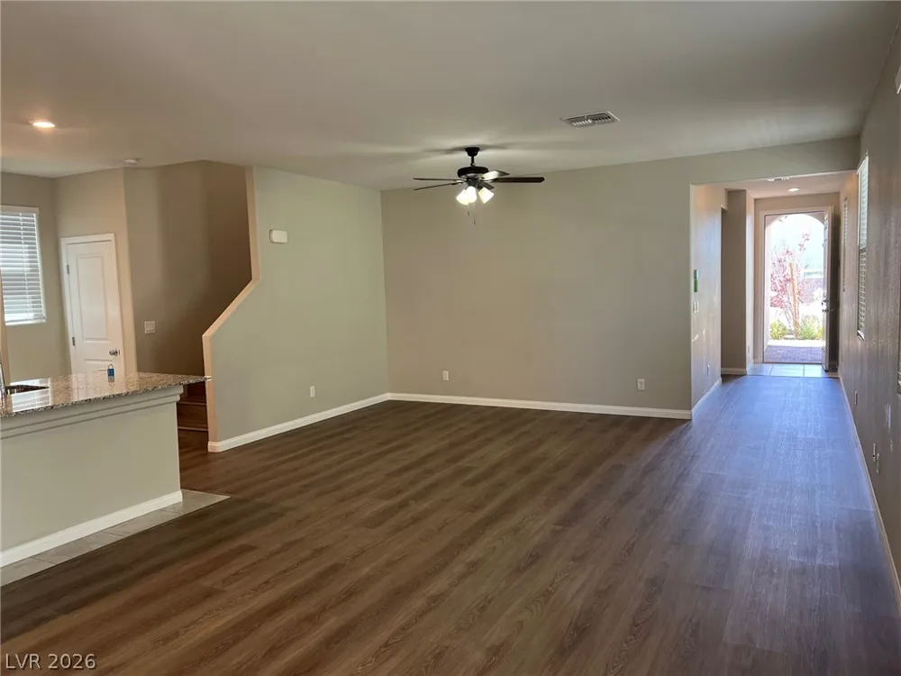 8532 Taizi Avenue Las Vegas, NV 89147
