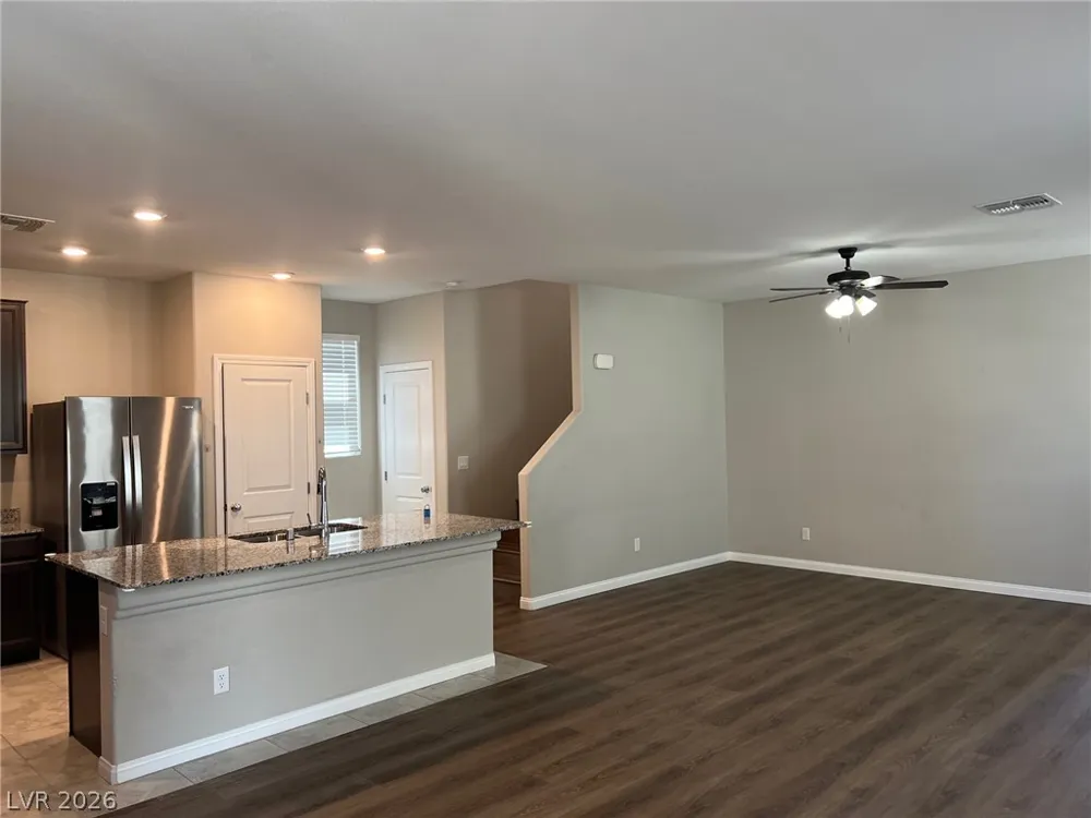 8532 Taizi Avenue Las Vegas, NV 89147