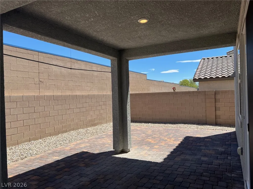 8532 Taizi Avenue Las Vegas, NV 89147