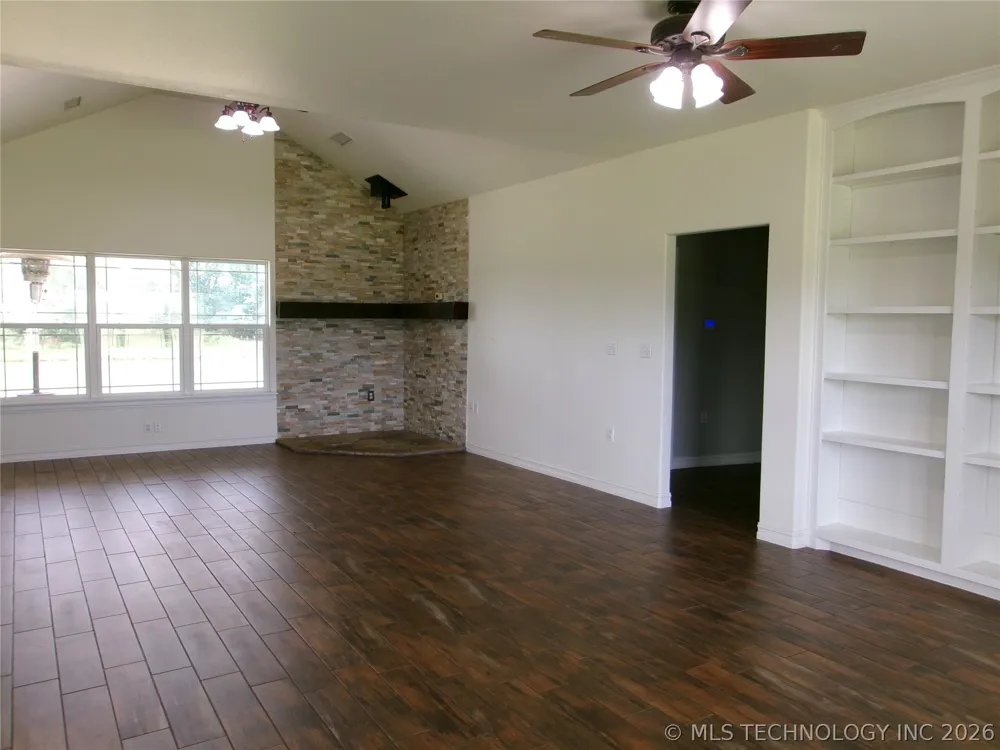 2071 E 53rd S Muskogee, OK 74403
