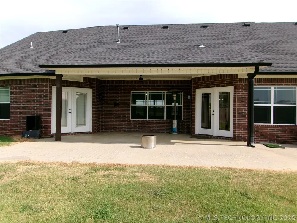 2071 E 53rd S Muskogee, OK 74403