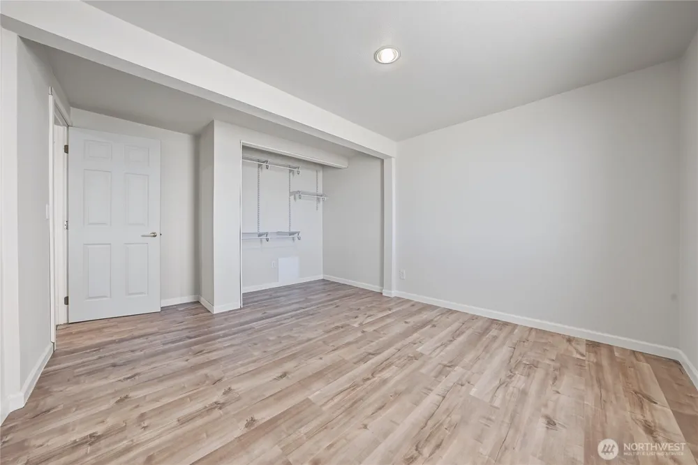 4874 NE Road 3 Moses Lake, WA 98837