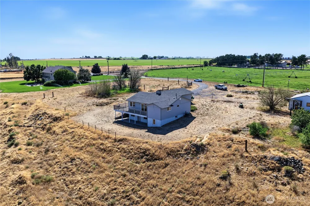 4874 NE Road 3 Moses Lake, WA 98837