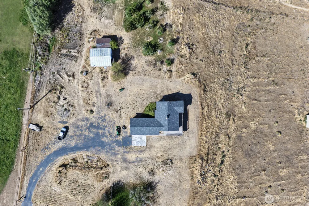 4874 NE Road 3 Moses Lake, WA 98837