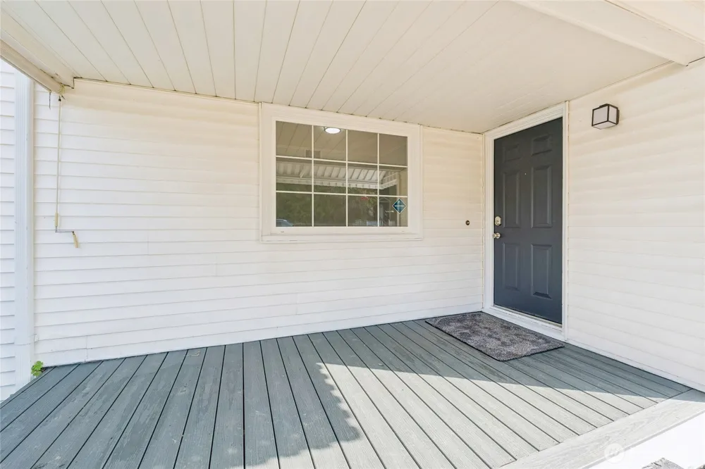 1048 S 100th Street Seattle, WA 98168