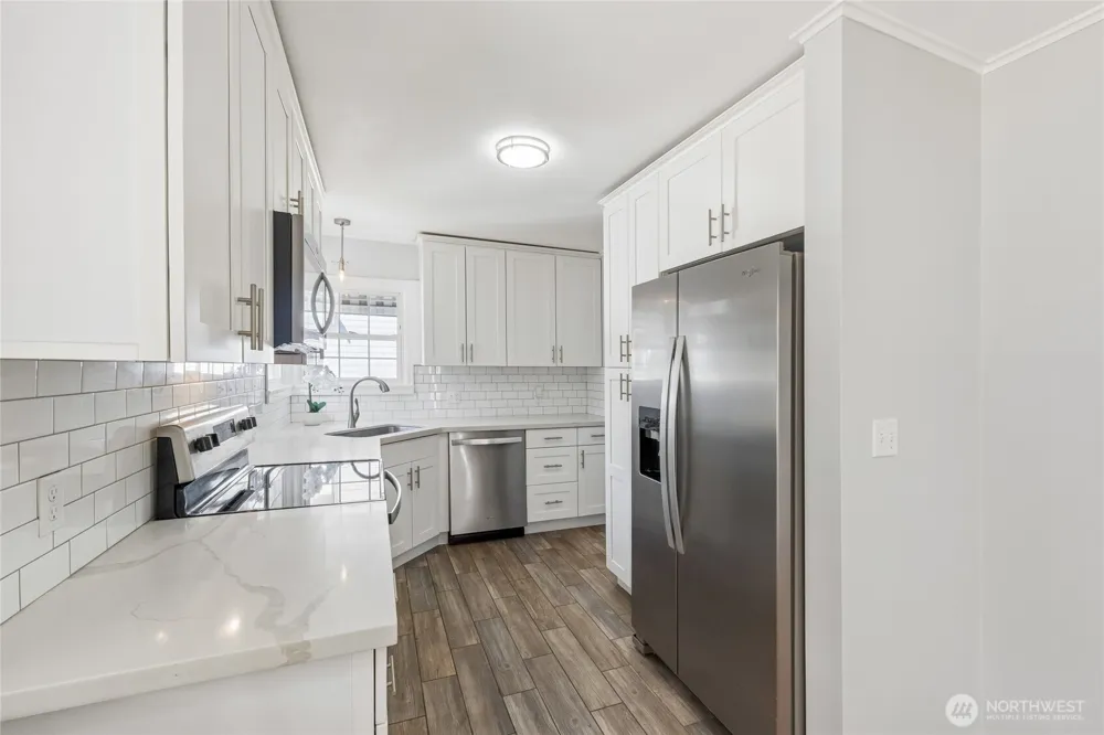 1048 S 100th Street Seattle, WA 98168