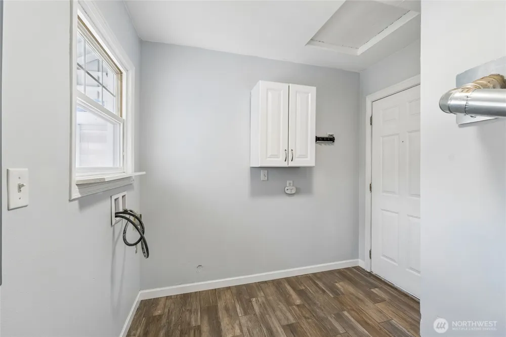 1048 S 100th Street Seattle, WA 98168
