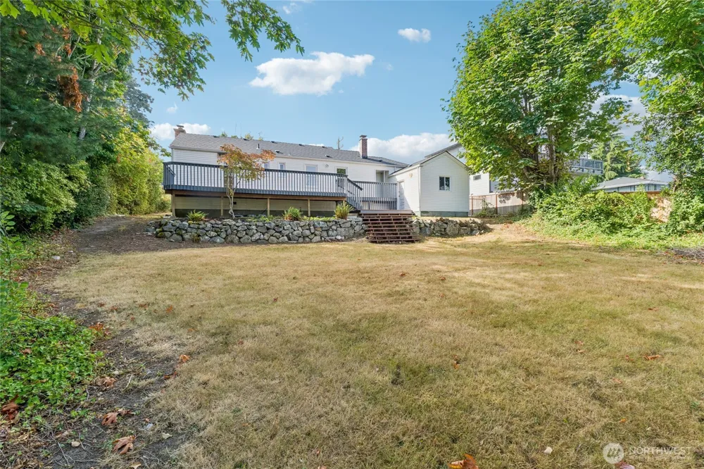 1048 S 100th Street Seattle, WA 98168