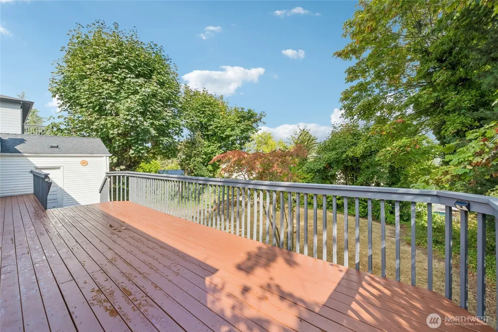 1048 S 100th Street Seattle, WA 98168