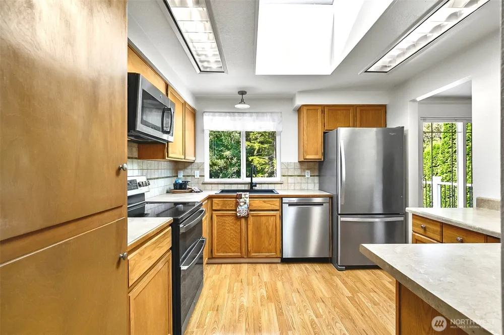 1520 51st Place SW Everett, WA 98203