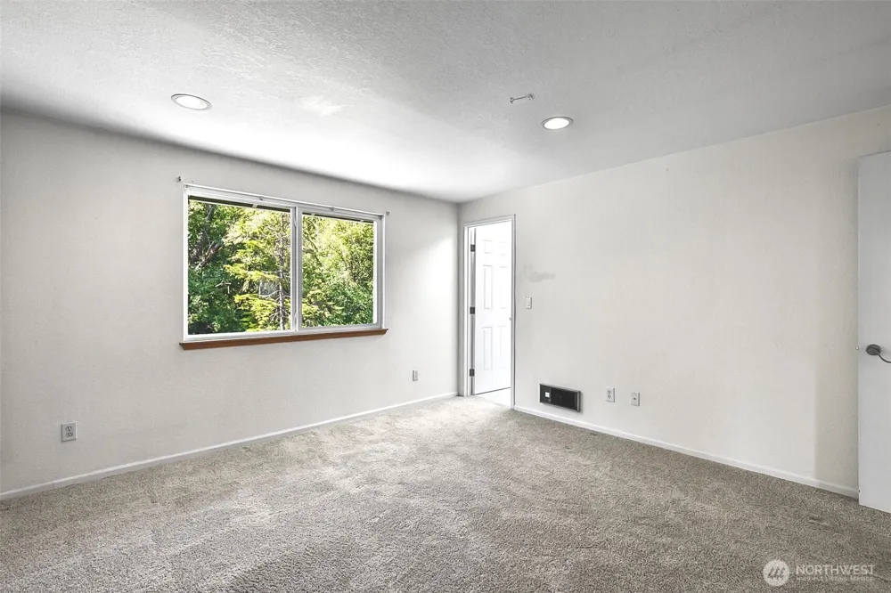 1520 51st Place SW Everett, WA 98203