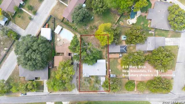 818 Mary Blvd New Braunfels, TX 78130
