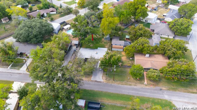 818 Mary Blvd New Braunfels, TX 78130