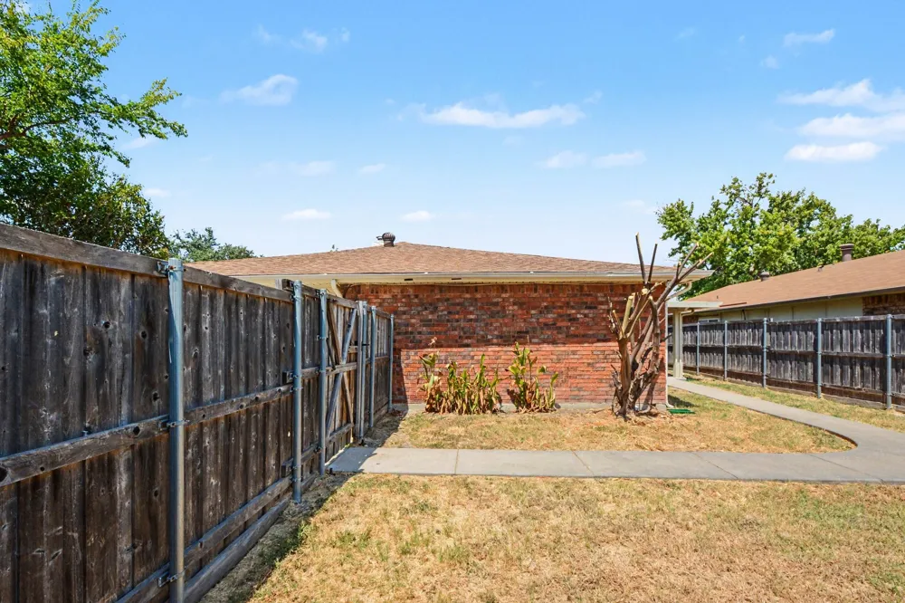 8810 Miami Drive Rowlett, TX 75088