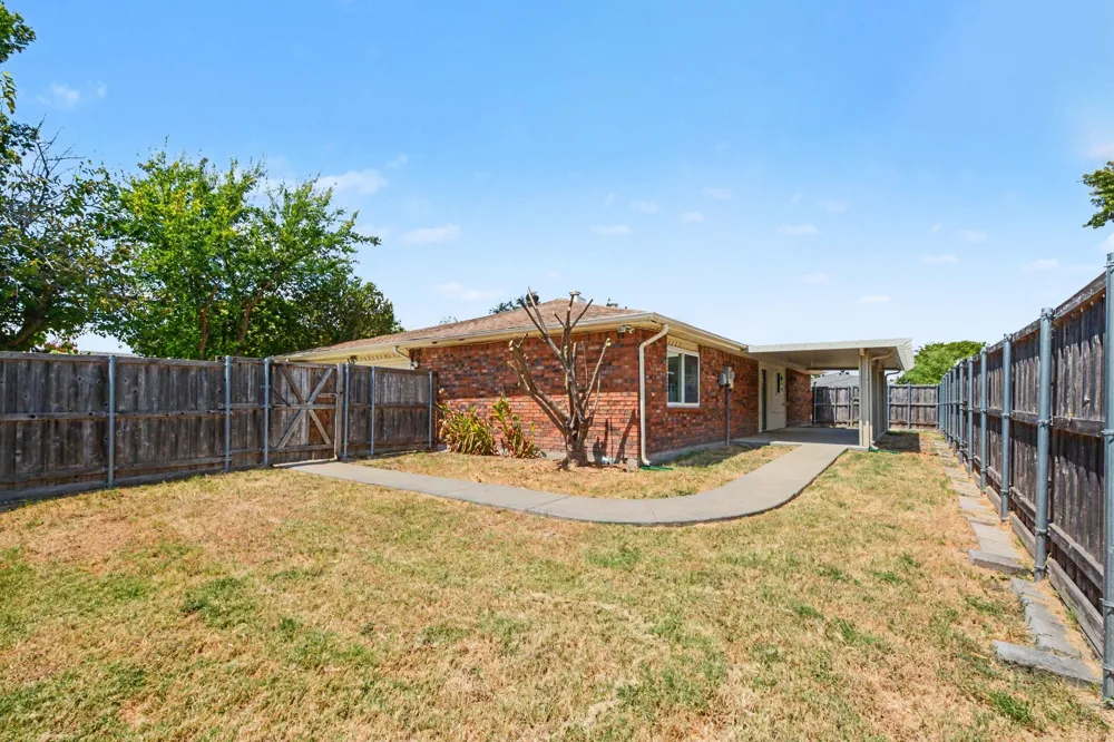 8810 Miami Drive Rowlett, TX 75088
