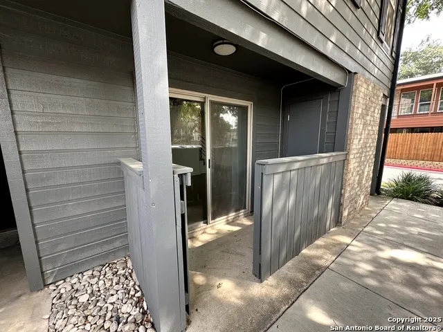 2718 OLD FIELD DR Unit 804 San Antonio, TX 78247