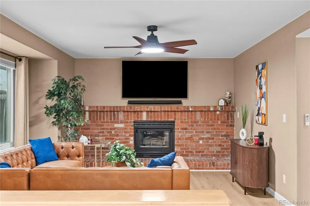 5136 Weeping Willow Circle Highlands Ranch, CO 80130
