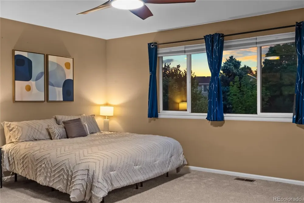 5136 Weeping Willow Circle Highlands Ranch, CO 80130