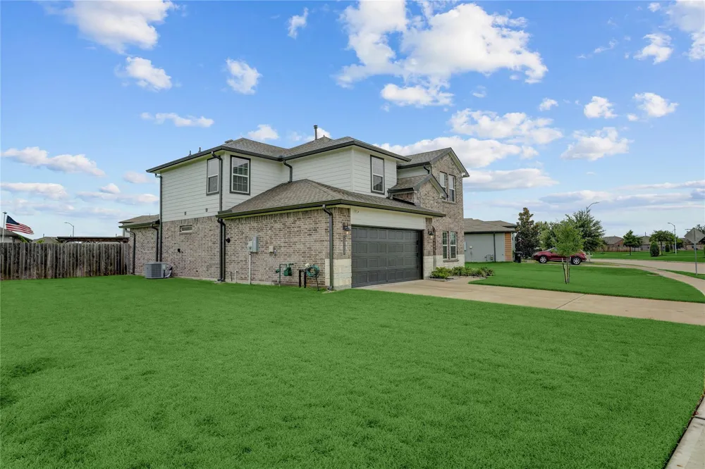 1722 Bryson Heights Drive Richmond, TX 77469