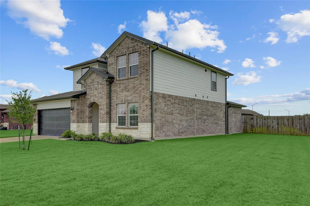 1722 Bryson Heights Drive Richmond, TX 77469