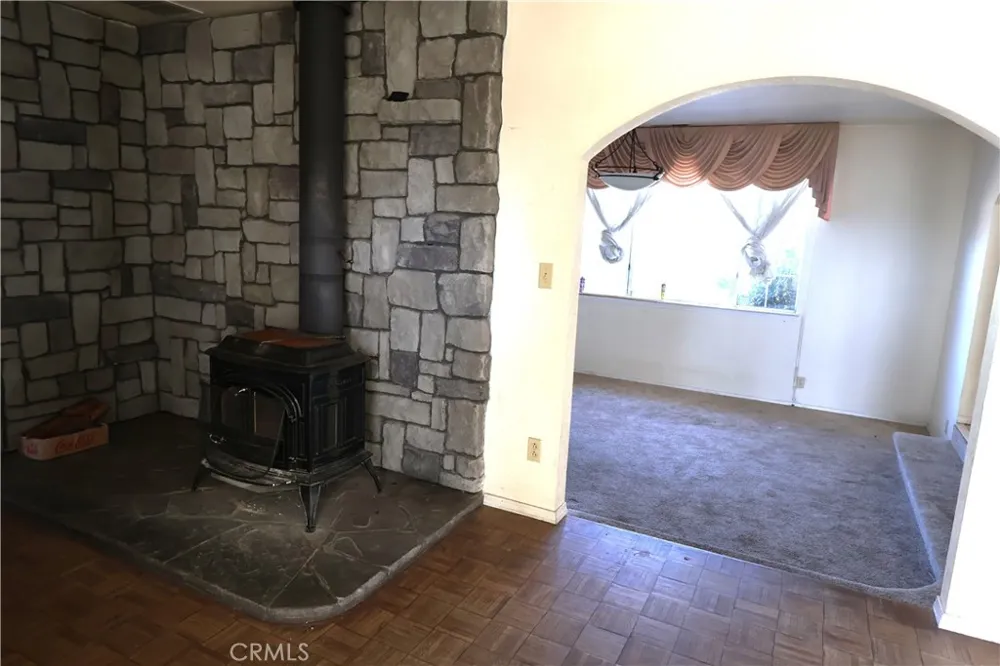 1850 Colusa Corning, CA 96021
