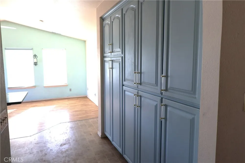 1850 Colusa Corning, CA 96021