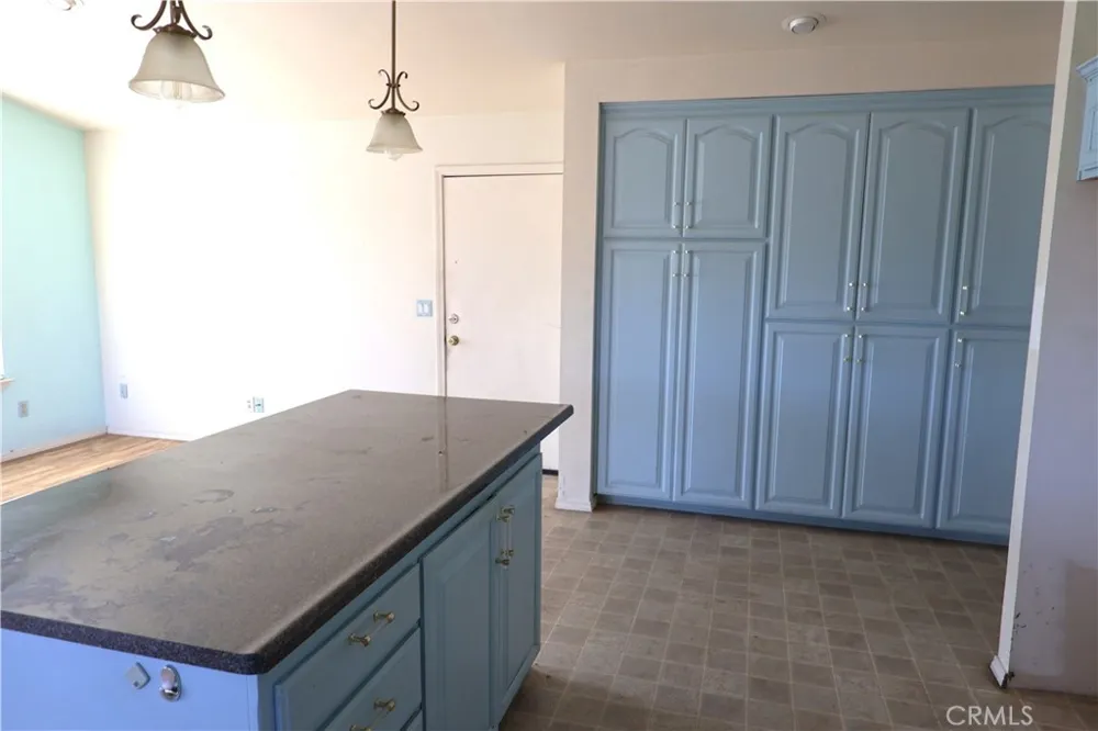 1850 Colusa Corning, CA 96021