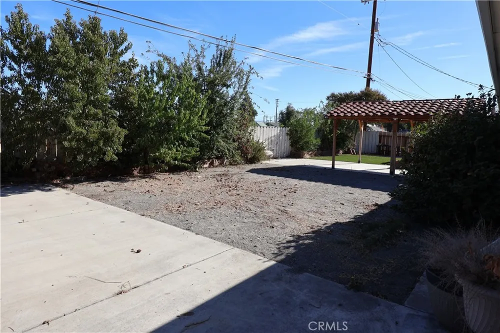 1850 Colusa Corning, CA 96021