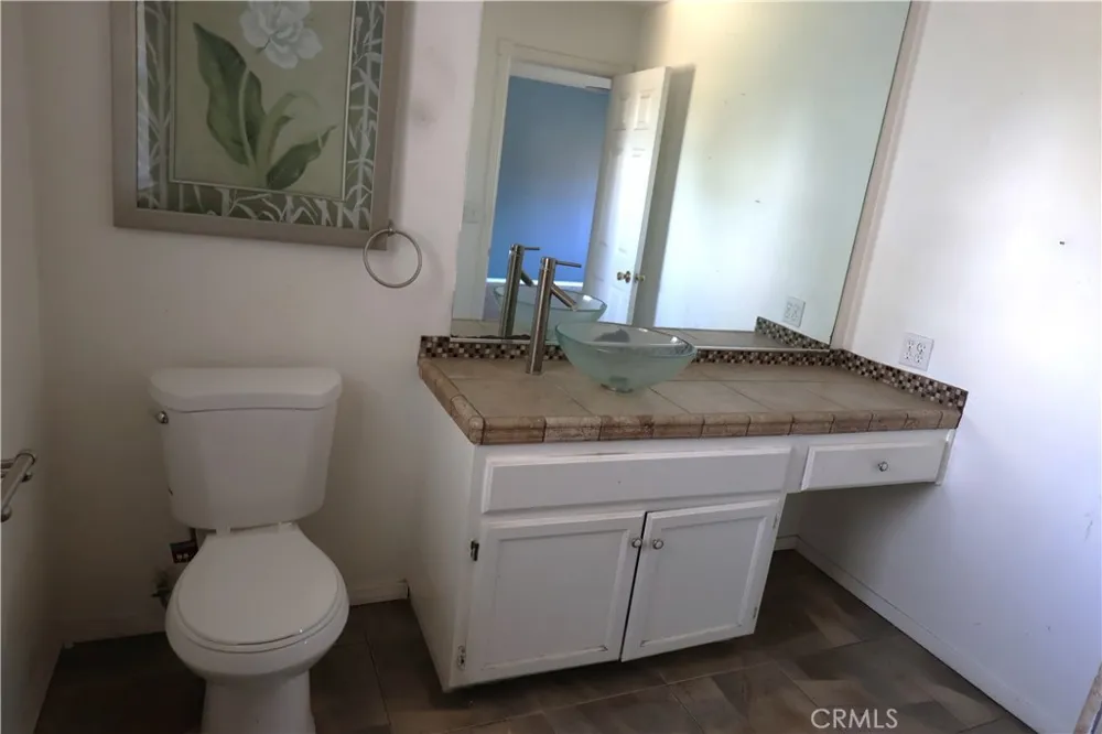 1850 Colusa Corning, CA 96021