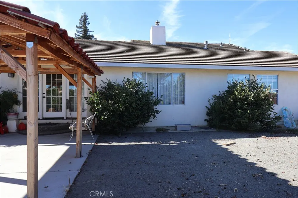 1850 Colusa Corning, CA 96021