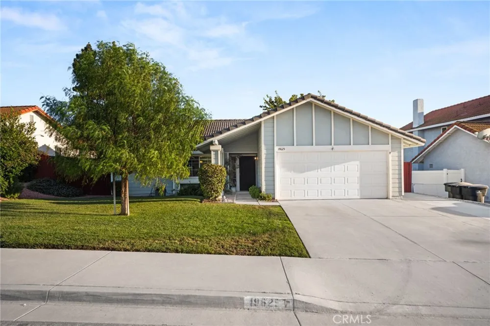 19625 Tangelo Riverside, CA 92508