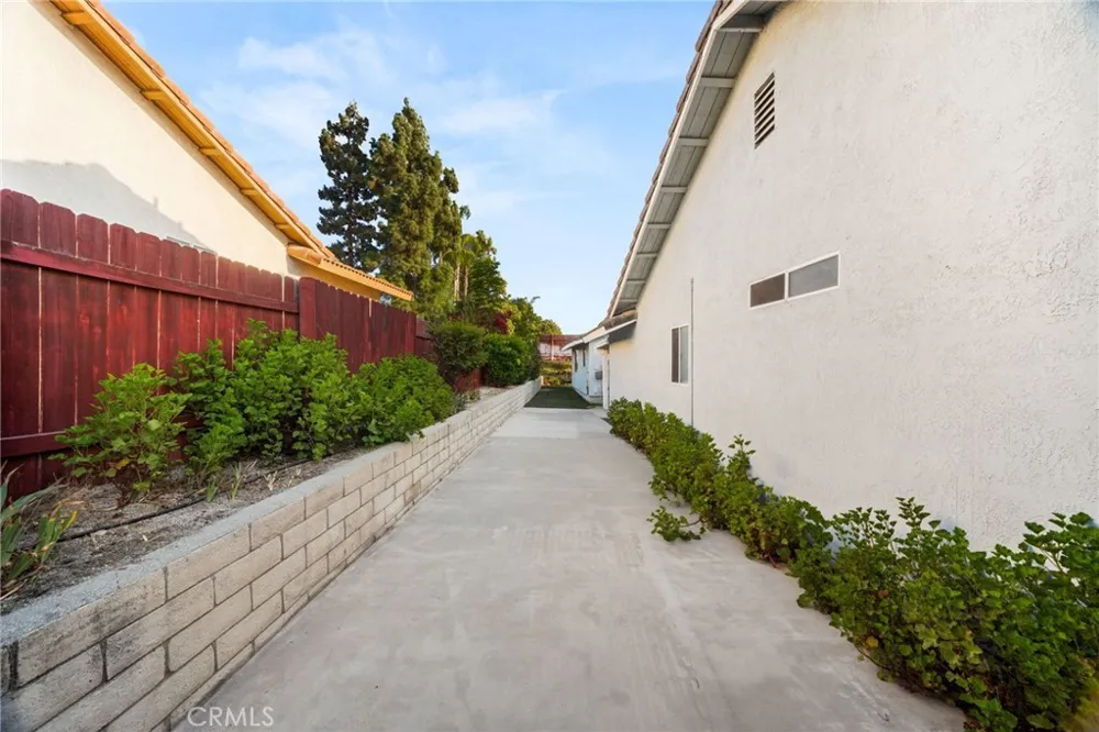 19625 Tangelo Riverside, CA 92508
