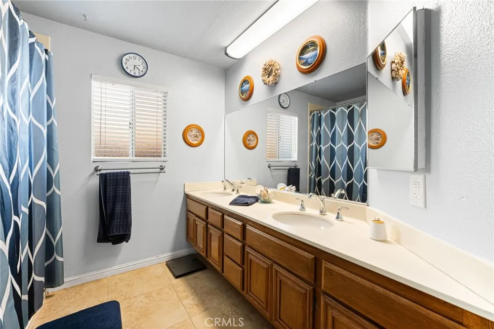 19625 Tangelo Riverside, CA 92508