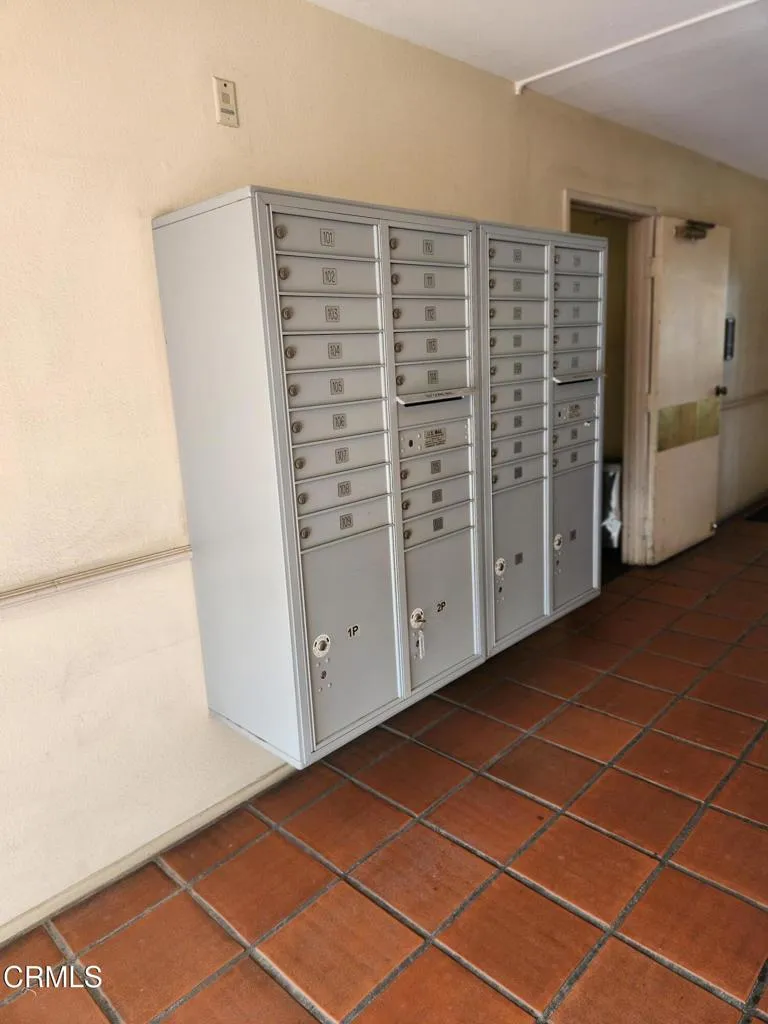 430 Holliston Avenue #103 Pasadena, CA 91106