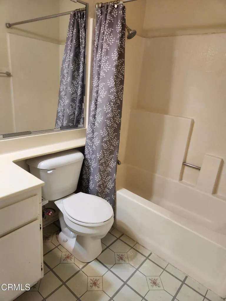 430 Holliston Avenue #103 Pasadena, CA 91106
