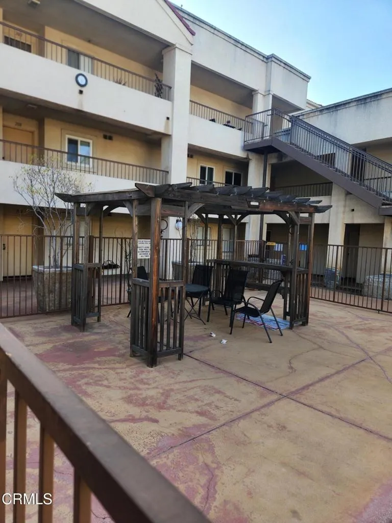 430 Holliston Avenue #103 Pasadena, CA 91106