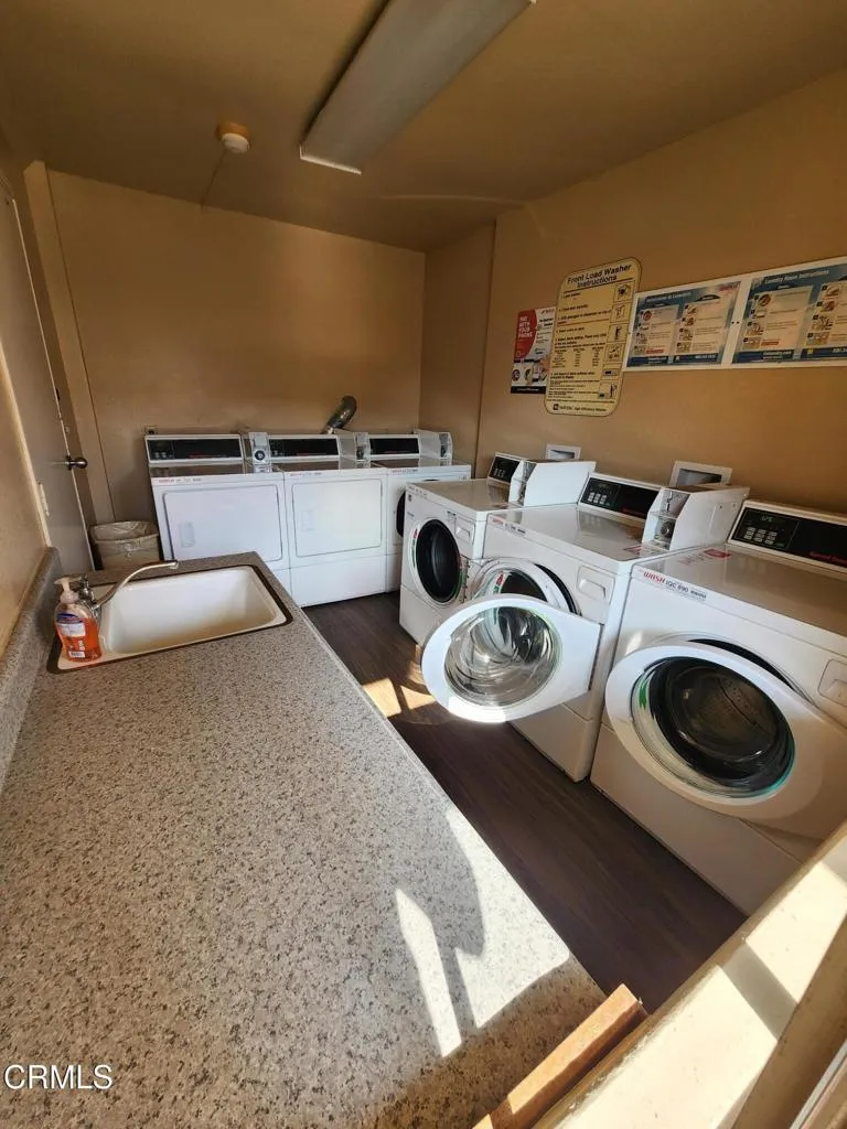430 Holliston Avenue #103 Pasadena, CA 91106