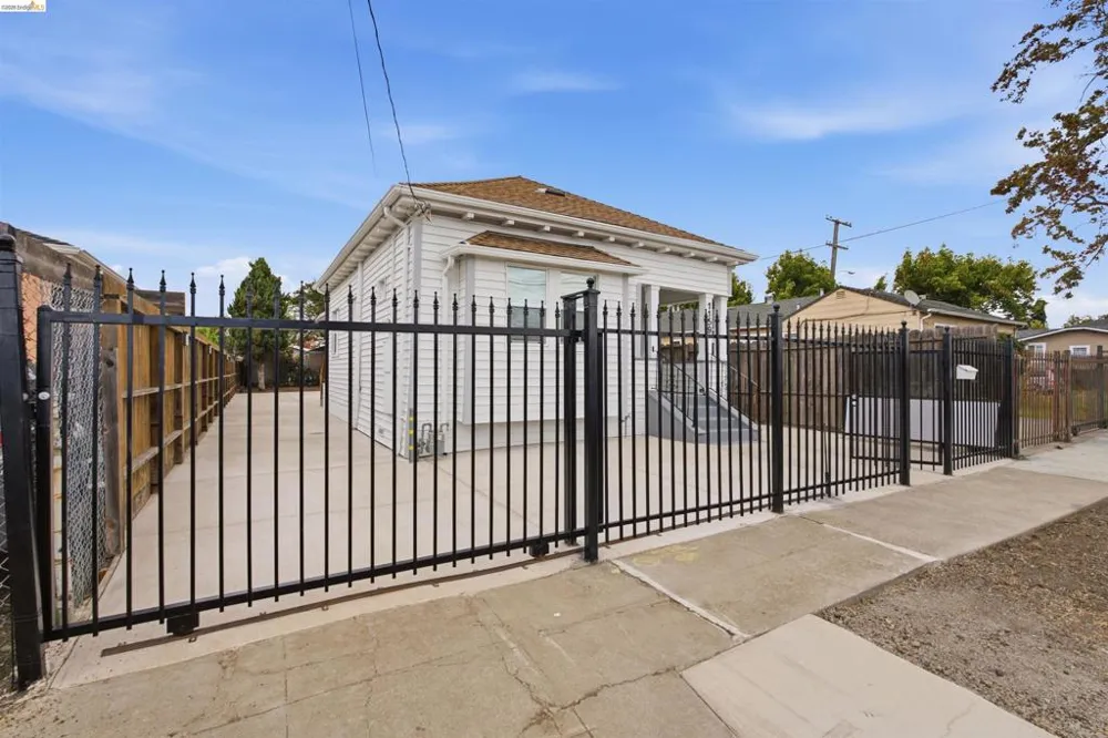 1159 87Th Ave Oakland, CA 94621