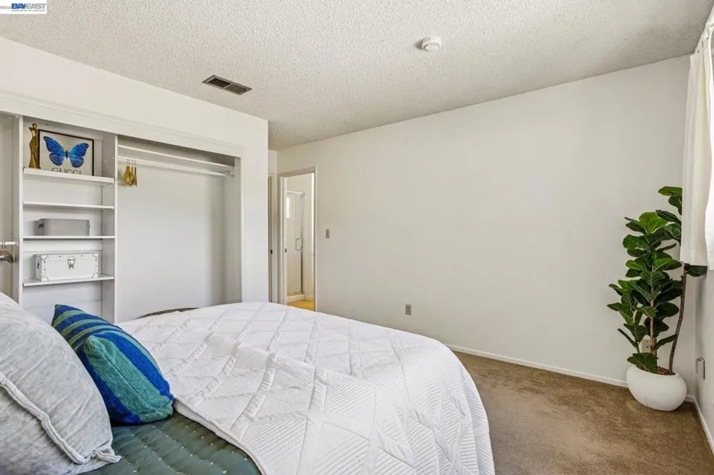 5286 Lilac Ave Livermore, CA 94551