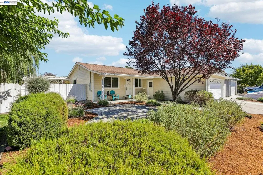 5286 Lilac Ave Livermore, CA 94551