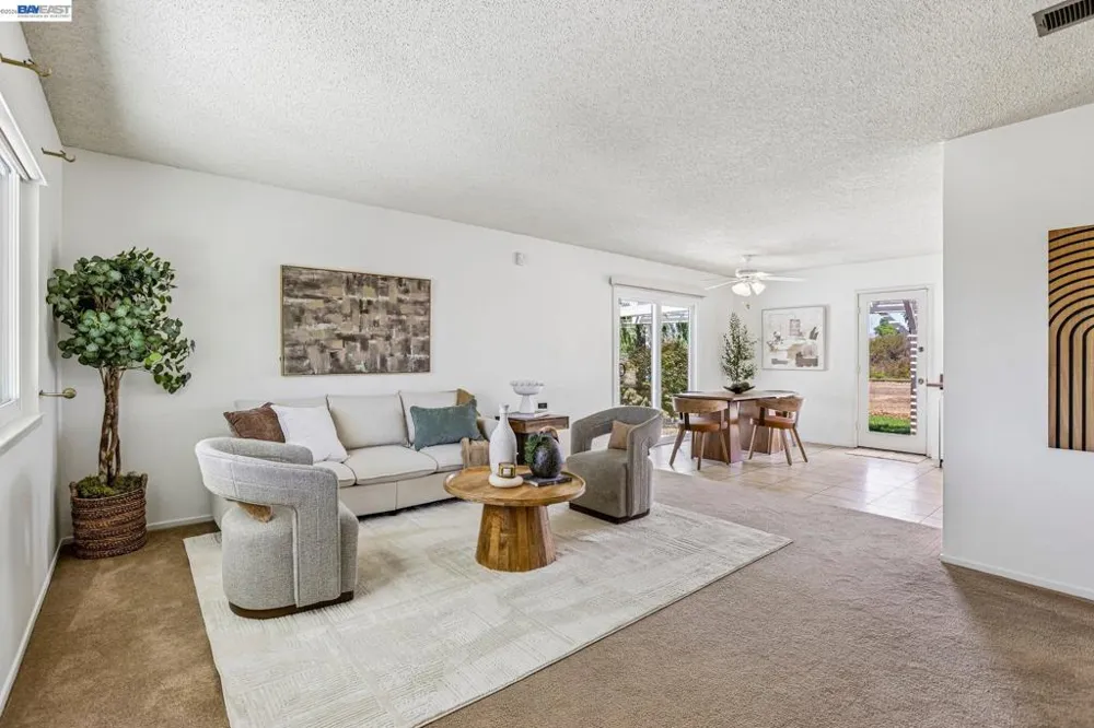 5286 Lilac Ave Livermore, CA 94551