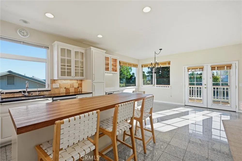 17265 Brookfield Hidden Valley Lake, CA 95467