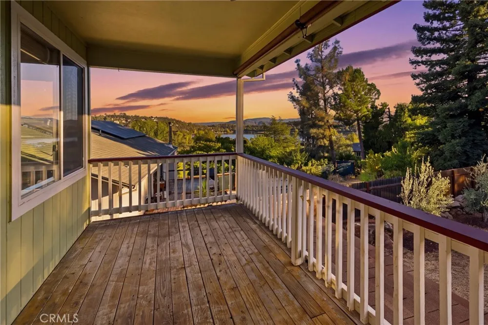 17265 Brookfield Hidden Valley Lake, CA 95467