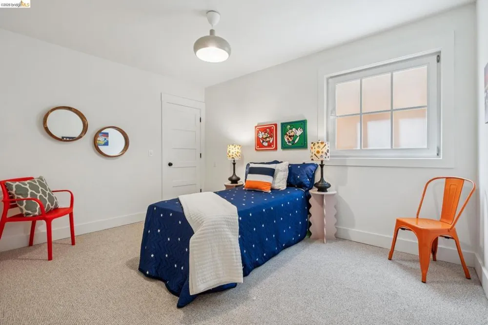 916 Arlington Ave Oakland, CA 94608