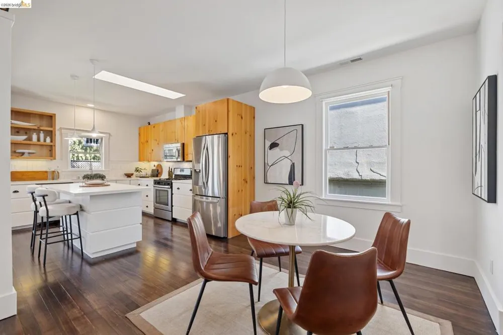 916 Arlington Ave Oakland, CA 94608