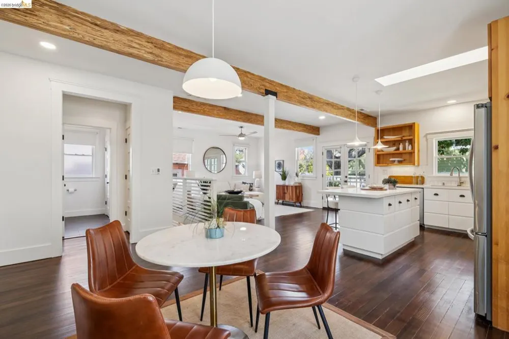 916 Arlington Ave Oakland, CA 94608
