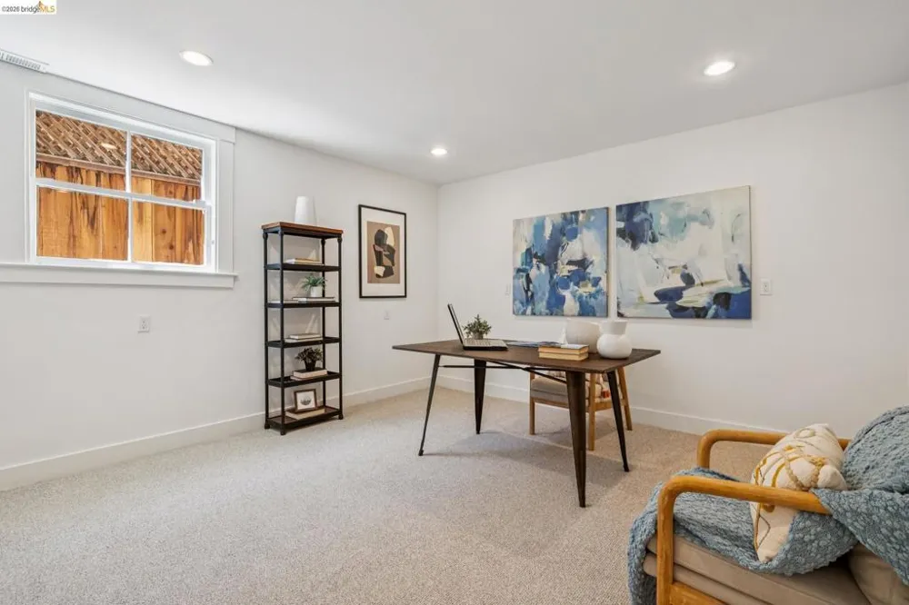 916 Arlington Ave Oakland, CA 94608