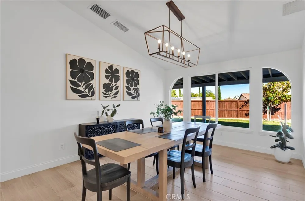 20463 Majestic Drive Apple Valley, CA 92308